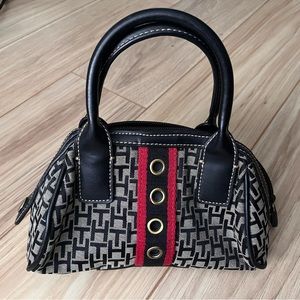 Tommy Hilfiger Mini Purse